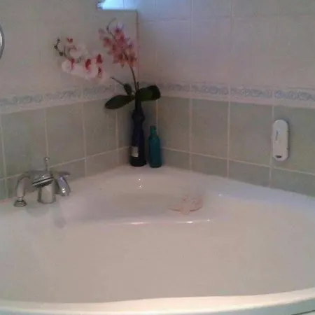 1 Bedroom Apartment! Lejlighed *