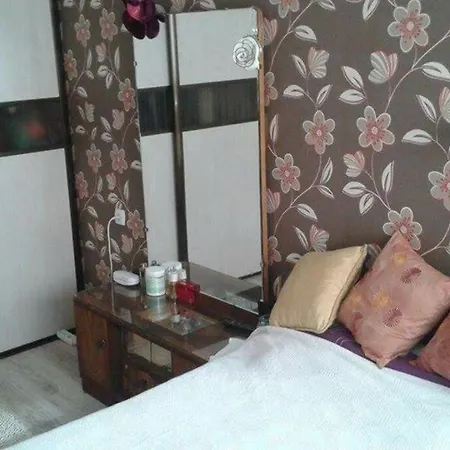 1 Bedroom Apartment! Lejlighed